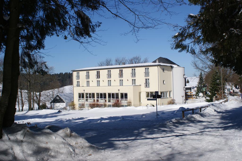 Hotel Haus Oberland Masserberg Exterior foto